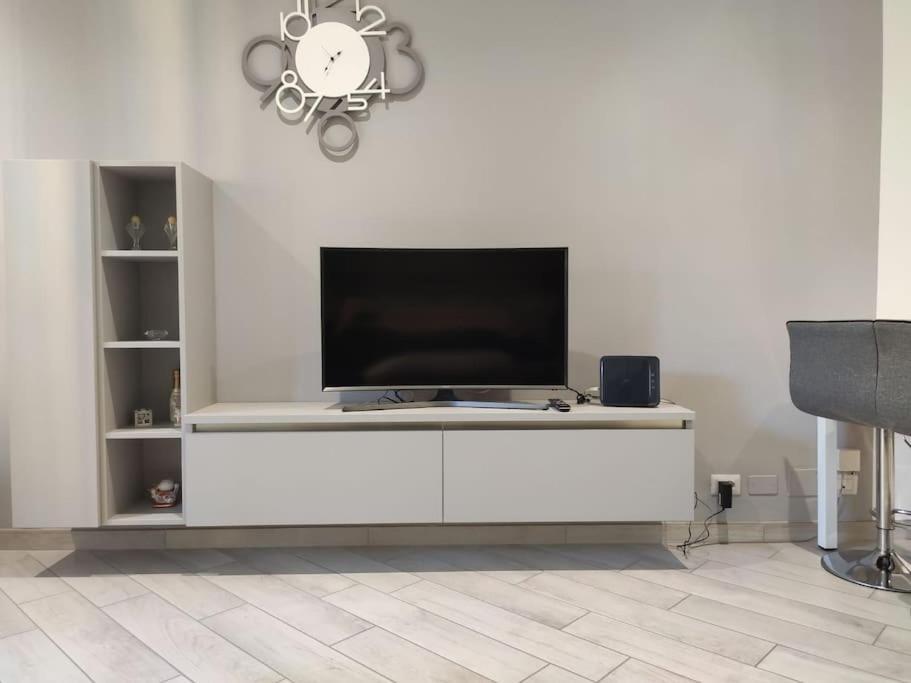 Ampio Bilocale In Zona Porta Vittoria / Corso Lodi Appartement Milaan Buitenkant foto