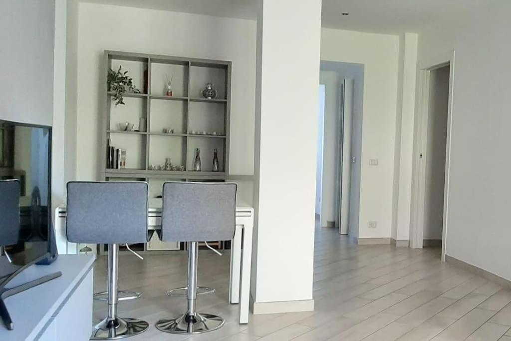 Ampio Bilocale In Zona Porta Vittoria / Corso Lodi Appartement Milaan Buitenkant foto